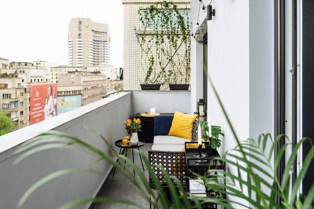 Amazing City View - Terrace+Netflix - City Center بوخارست المظهر الخارجي الصورة